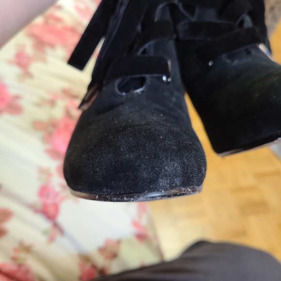 Suede 7 embroidered booties ankle boots black lace up size 7 - Picture 9 of 14
